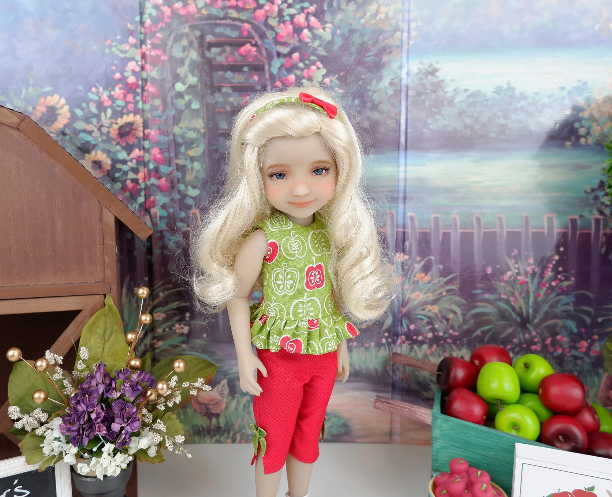 Apple Core - top & capris with shoes for Ruby Red Fashion Friends doll