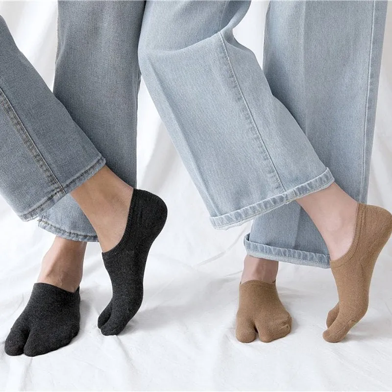 Cuzcare Breathable Bunion Socks Unisex Antislip Comfy Elastic Fit Separated Toe Stockings