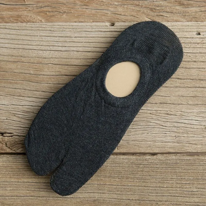 Cuzcare Breathable Bunion Socks Unisex Antislip Comfy Elastic Fit Separated Toe Stockings