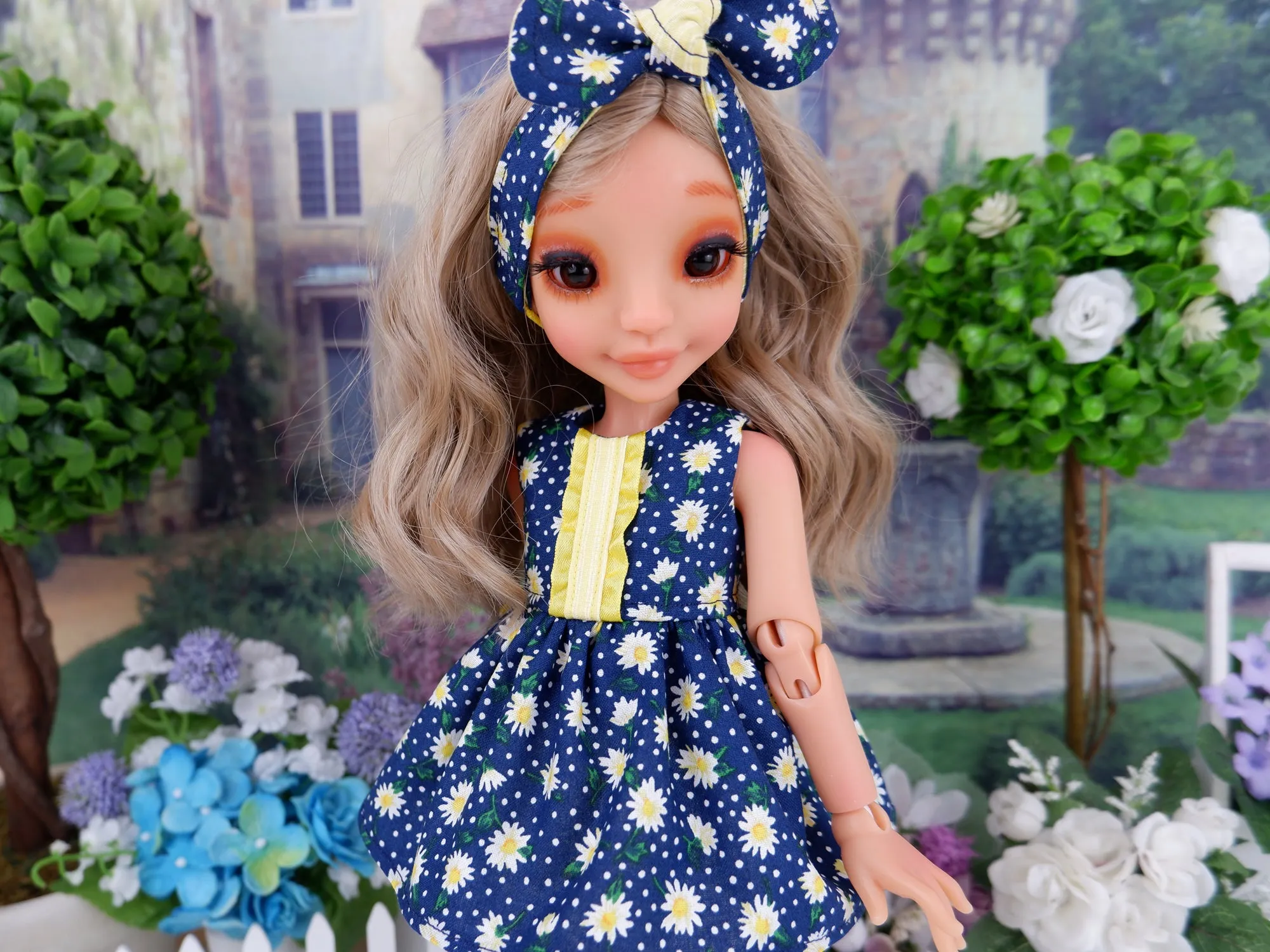 Delightful Daisy - top & bloomers with shoes for Ava doll BJD