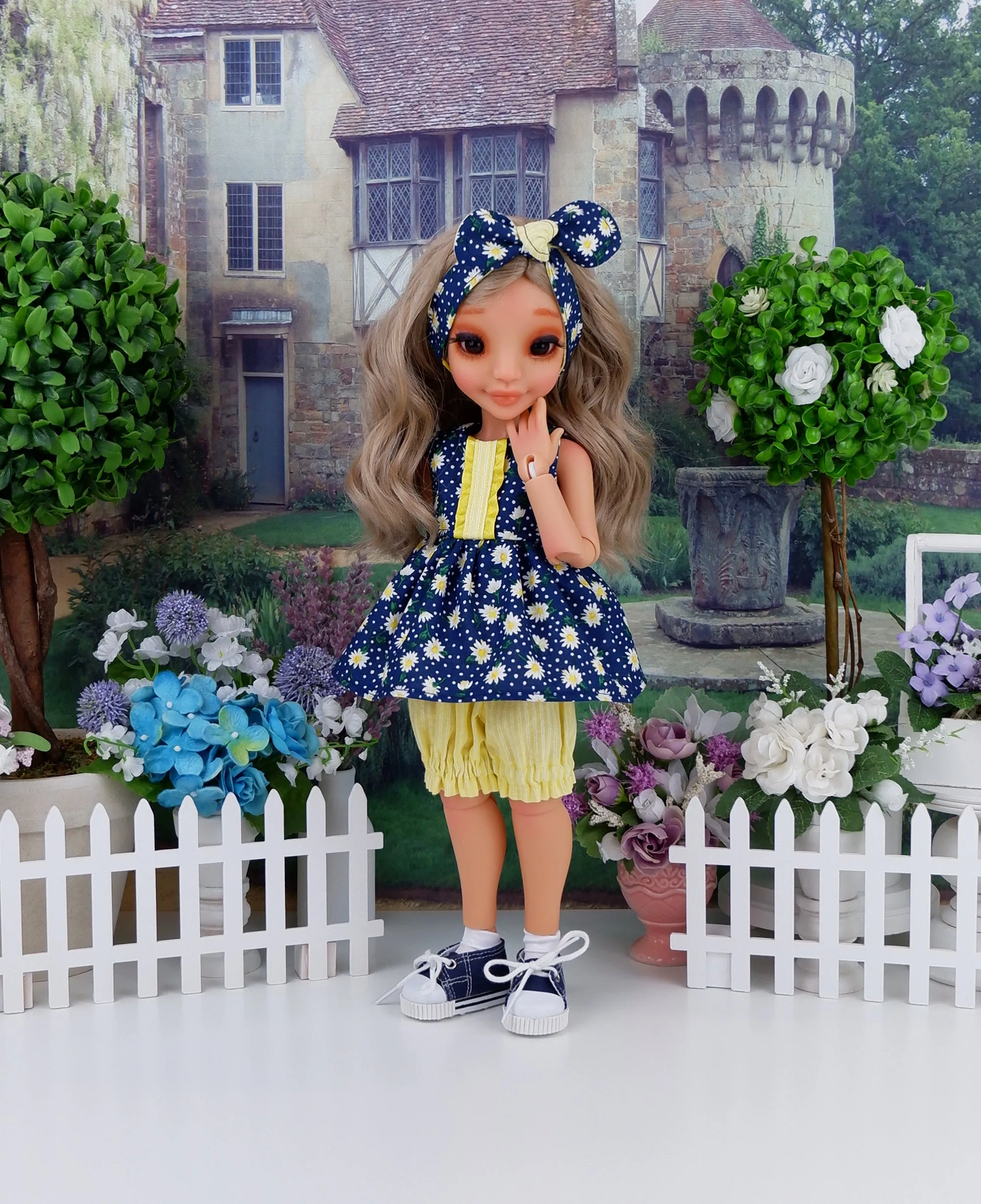 Delightful Daisy - top & bloomers with shoes for Ava doll BJD
