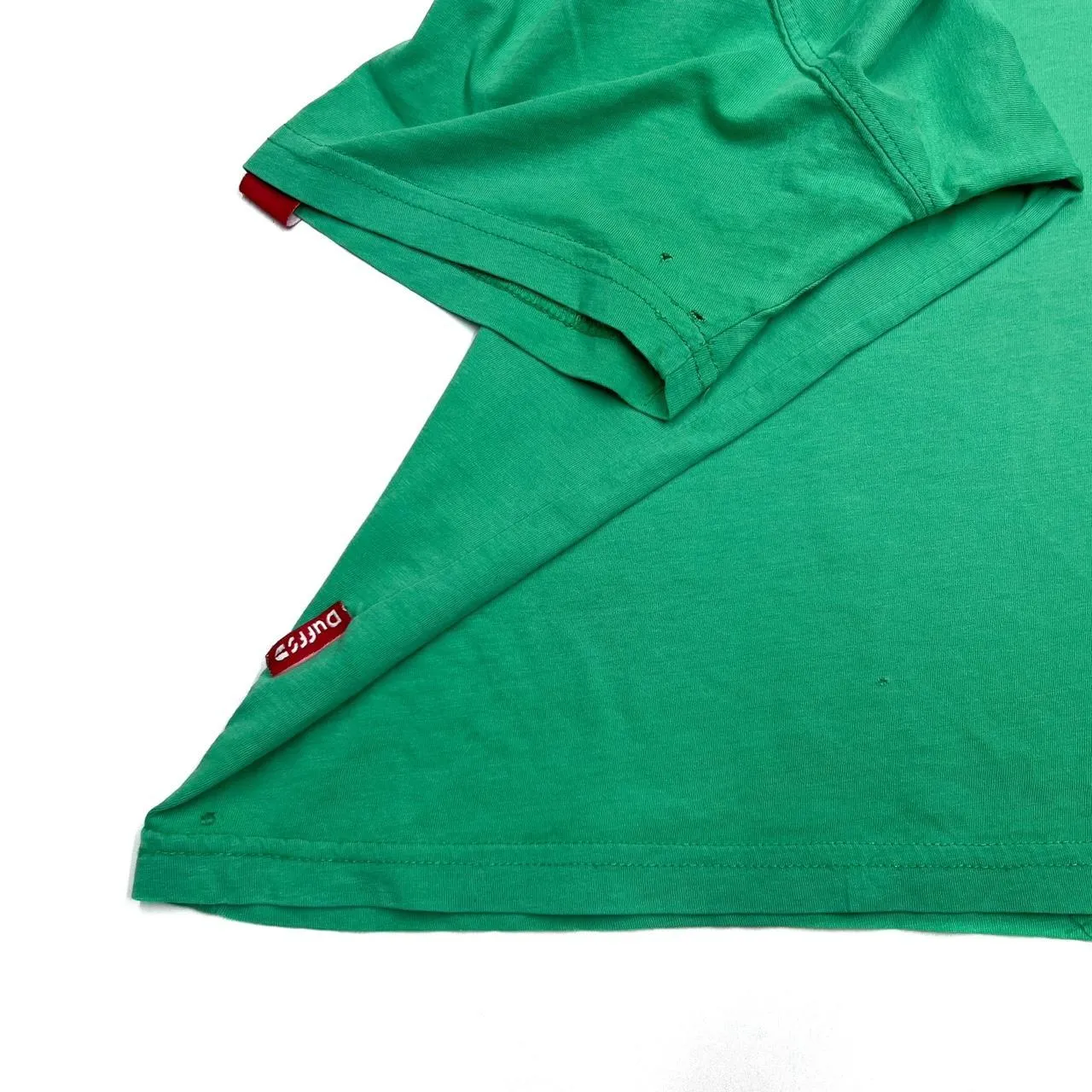 DUFFS “Footwear And Apparel” Skateboarding Skater Logo Spellout Graphic T-Shirt