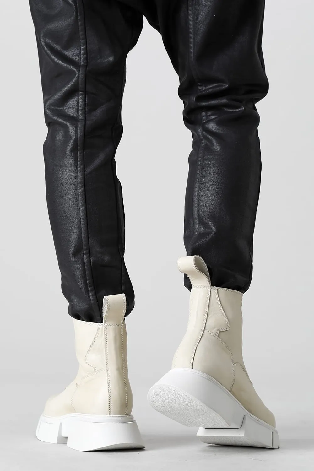 Front gore Sneakers Off