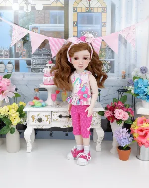 Magic Unicorn - top & capris with shoes for Ruby Red Fashion Friends doll