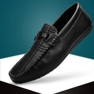 Men's shoes 2020 spring new men's bean shoes men's social spirit guy trend Korean version of Joker personality pedal