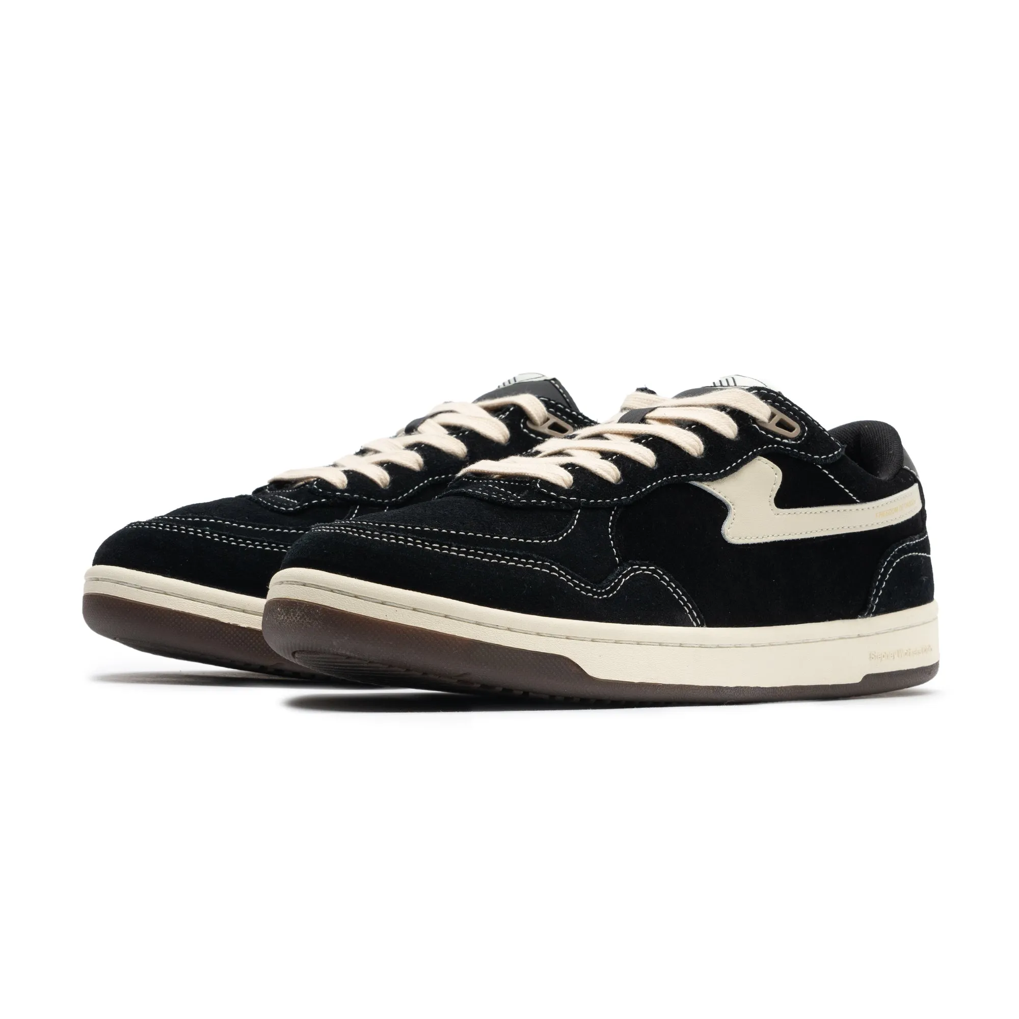 Pro Cup 01 S-Strike Suede Black/White YQ02015