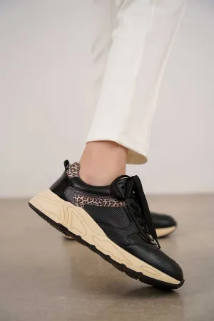 SNEAKERS WITH ANIMAL PRINT DETAIL