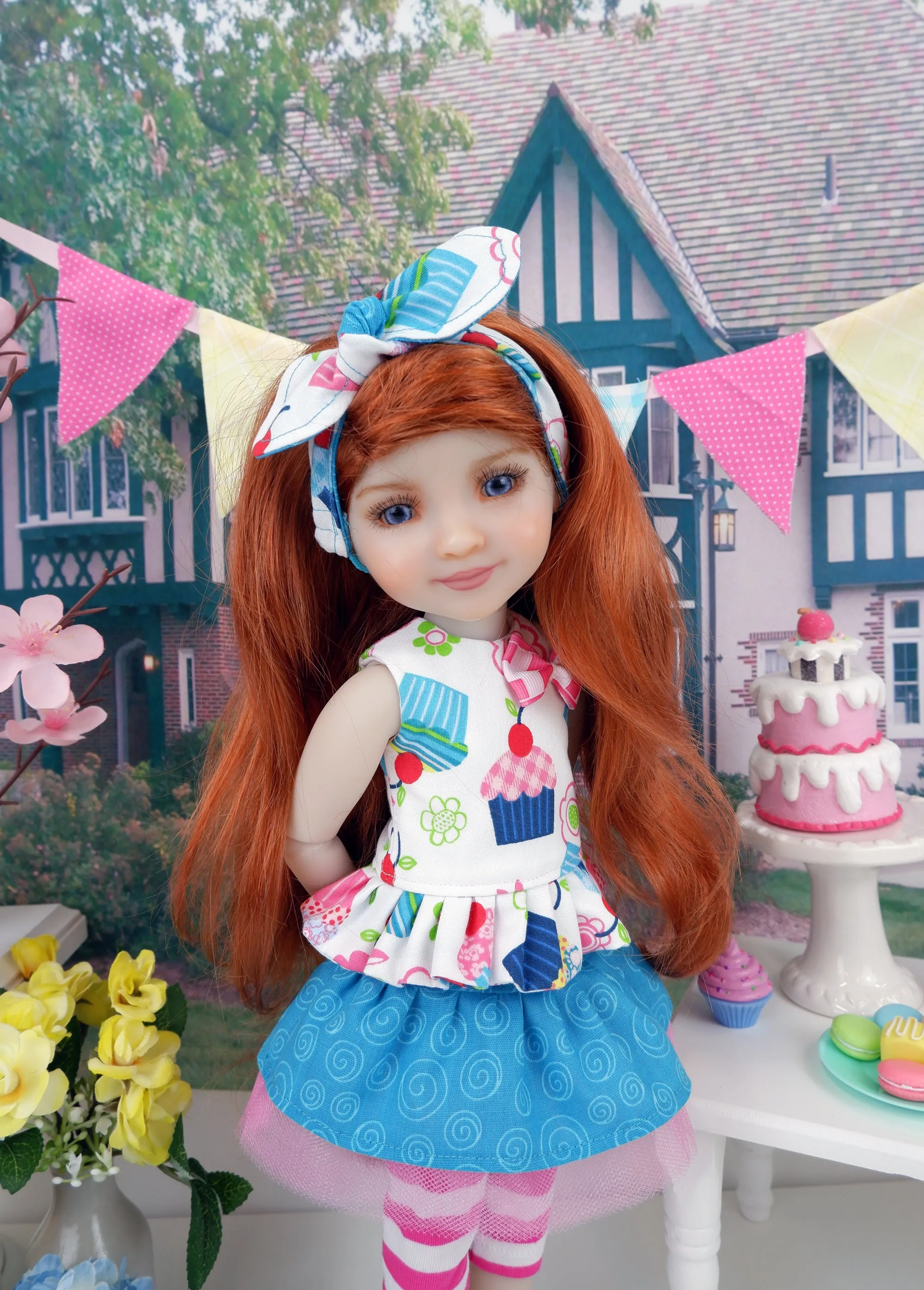 Sweet Cupcakes - top & skirt with shoes for Ruby Red Fashion Friends doll