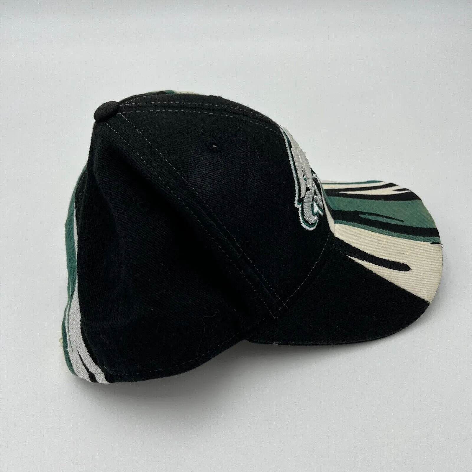 Team Apparel Reebok NFL Philadephia Eagles Cap Adjustable