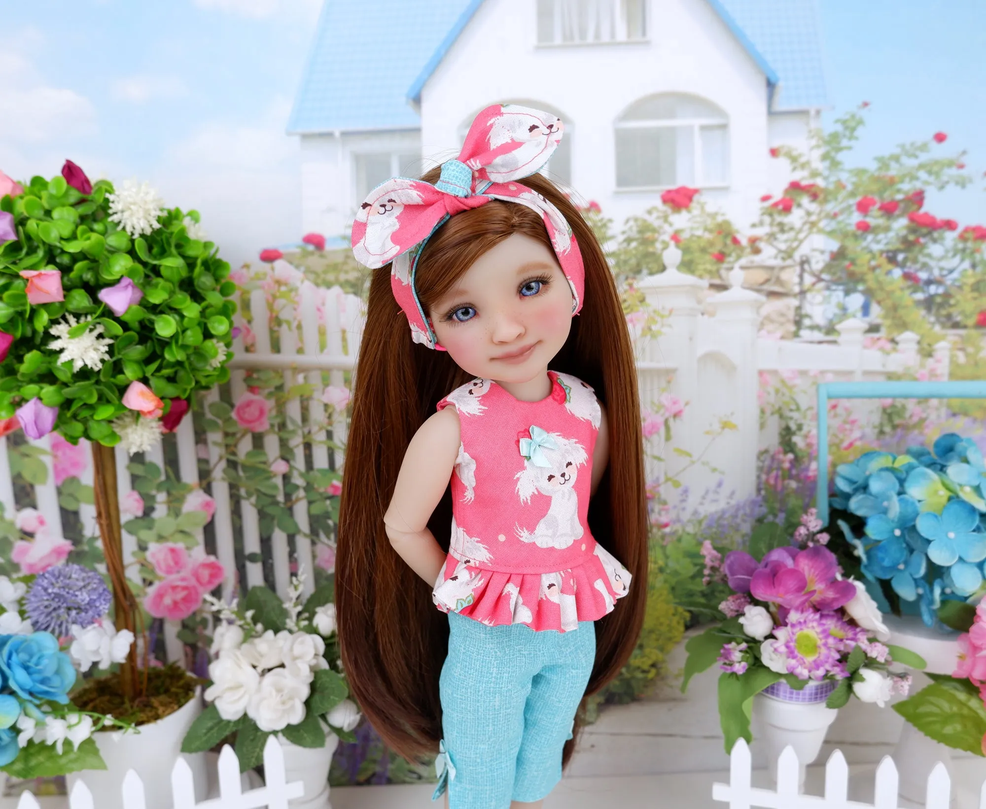 Vintage Maltese - top & capris with shoes for Ruby Red Fashion Friends doll