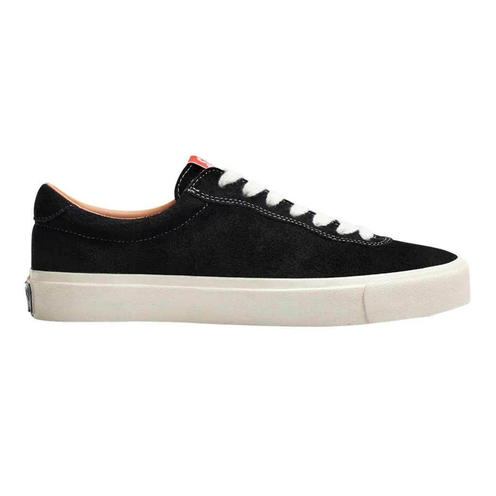 VM001 Suede LO - Black/White