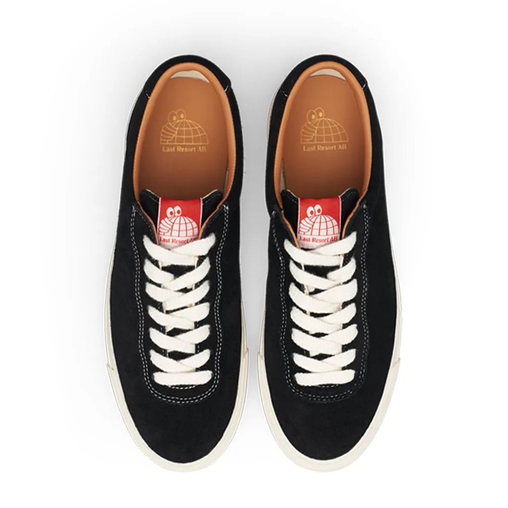 VM001 Suede LO - Black/White
